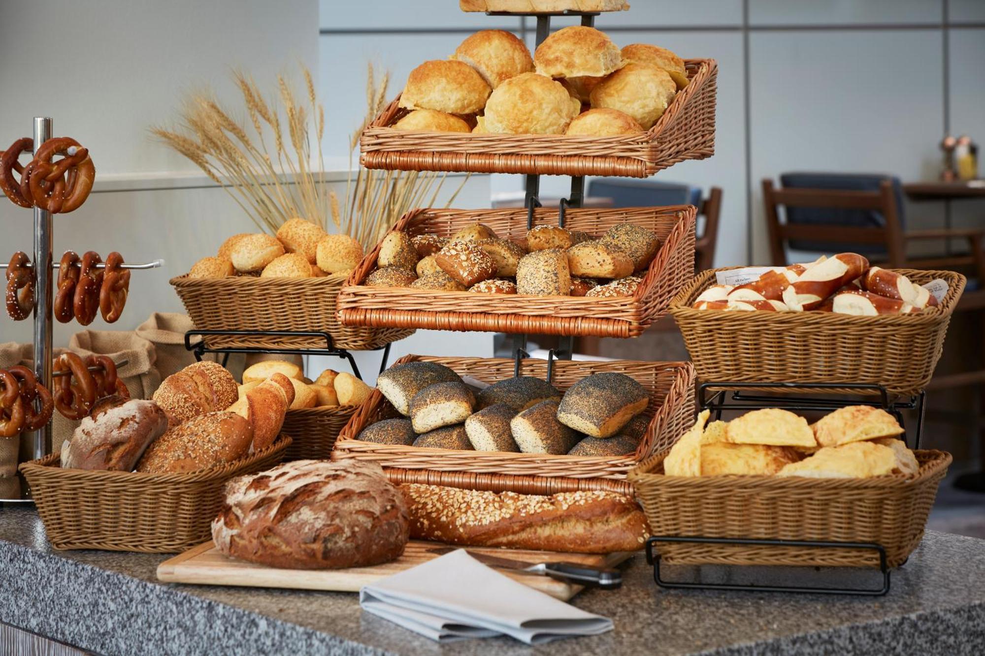 ฮิลตัน แฟรงเฟิร์ต ซิตี้เซ็นเตอร์ Hotel Frankfurt am Main ภายนอก รูปภาพ Bread