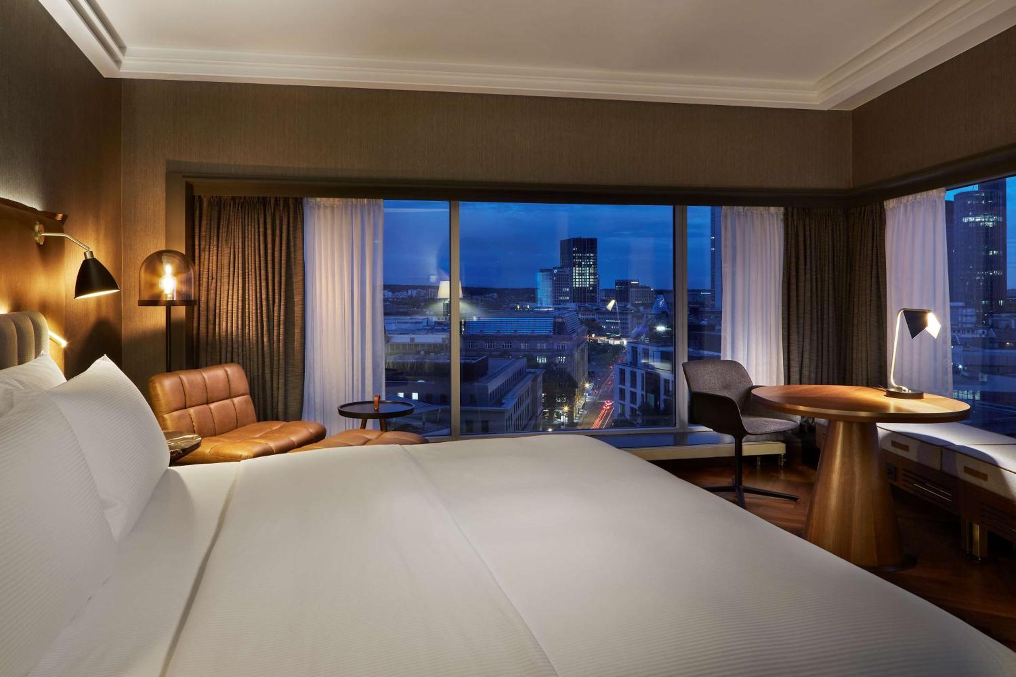 ฮิลตัน แฟรงเฟิร์ต ซิตี้เซ็นเตอร์ Hotel Frankfurt am Main ภายนอก รูปภาพ