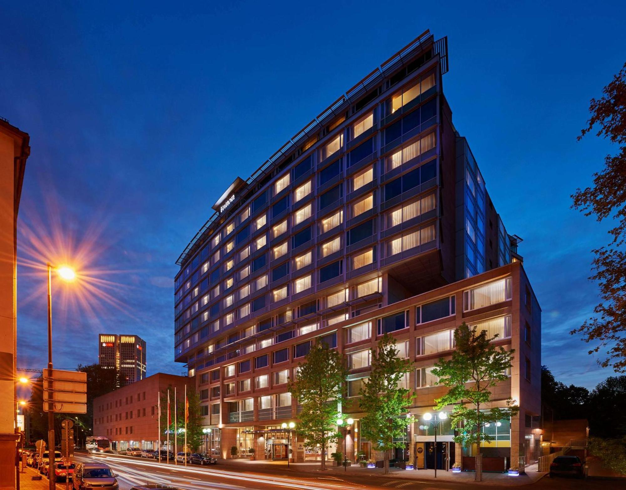 ฮิลตัน แฟรงเฟิร์ต ซิตี้เซ็นเตอร์ Hotel Frankfurt am Main ภายนอก รูปภาพ The Riverview