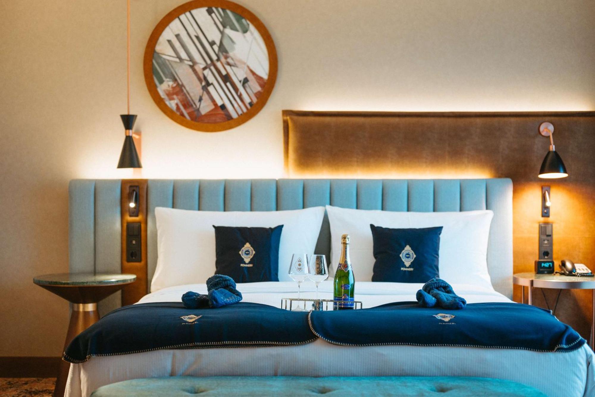 ฮิลตัน แฟรงเฟิร์ต ซิตี้เซ็นเตอร์ Hotel Frankfurt am Main ภายนอก รูปภาพ Deluxe room